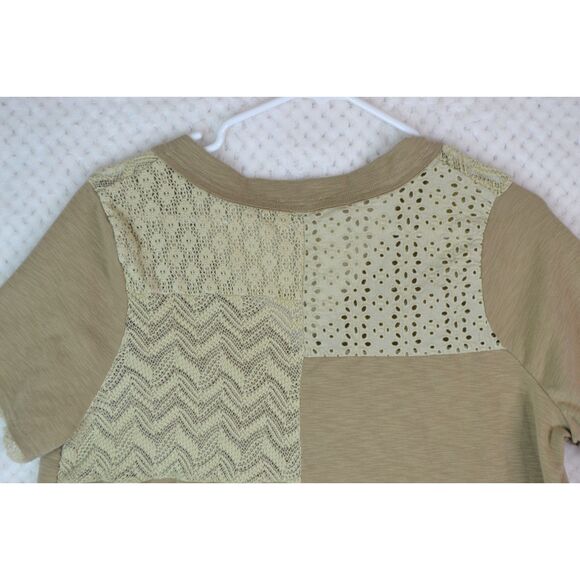 Miss Me Women's Large Tan V-Neck Short Sleeve Blouse - Picture 11 of 14